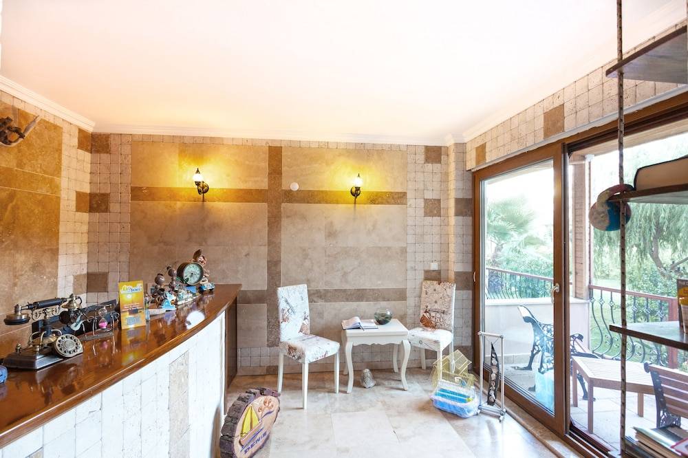 Adrasan Deniz Hotel 2