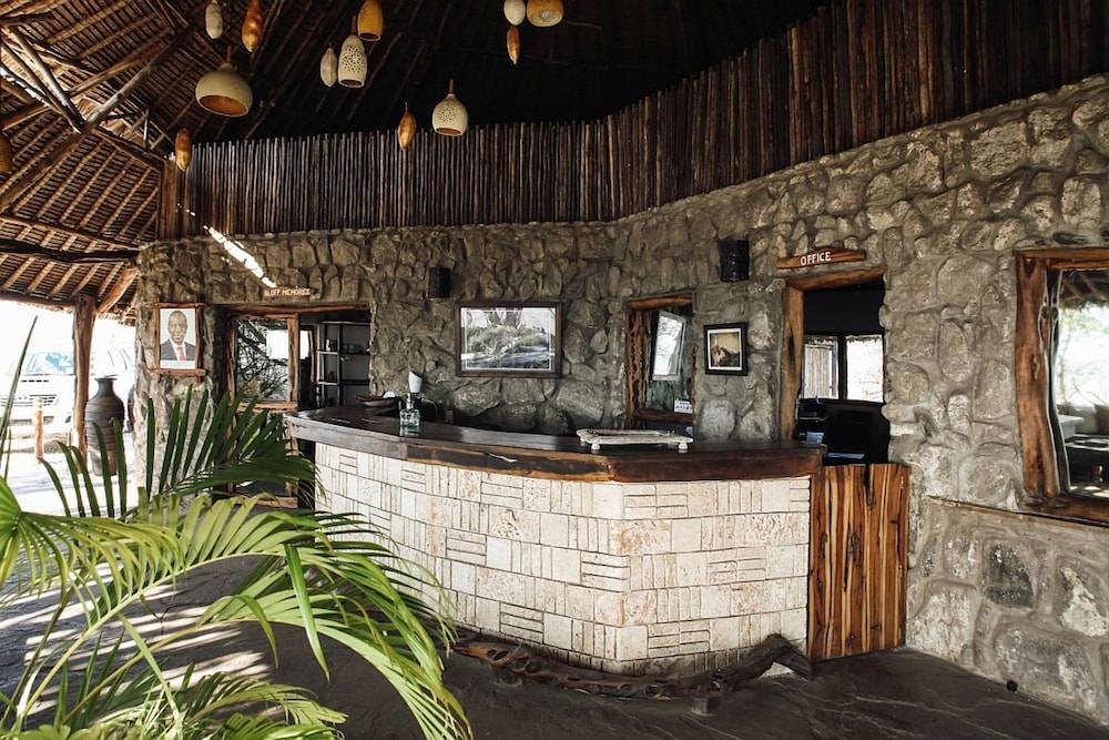 Lions Bluff Lodge 1