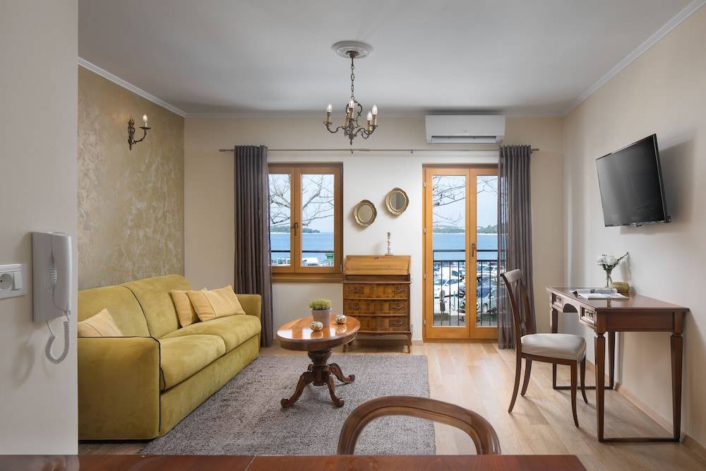 Valdibora Sea View Residence 1