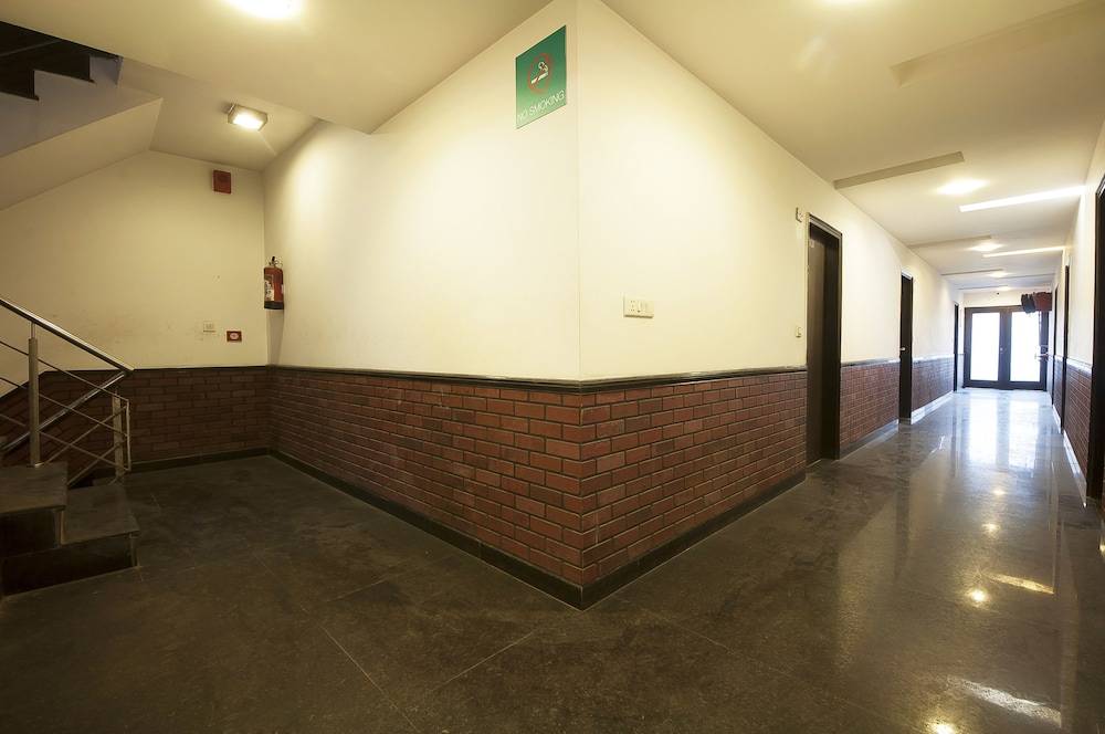 Golden Leaf Hotel 2