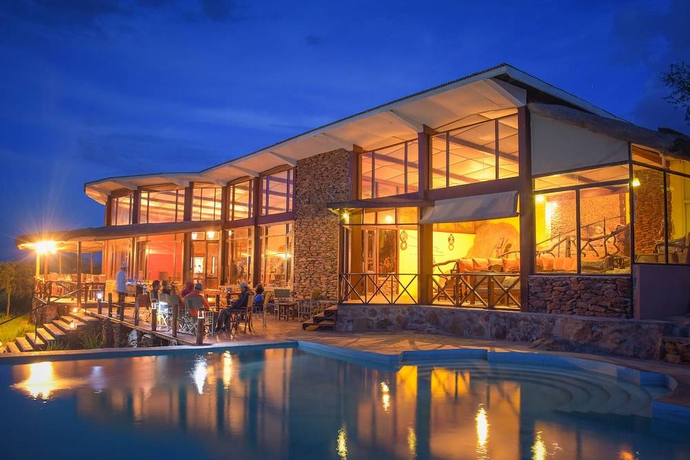 Serengeti Simba Lodge 1