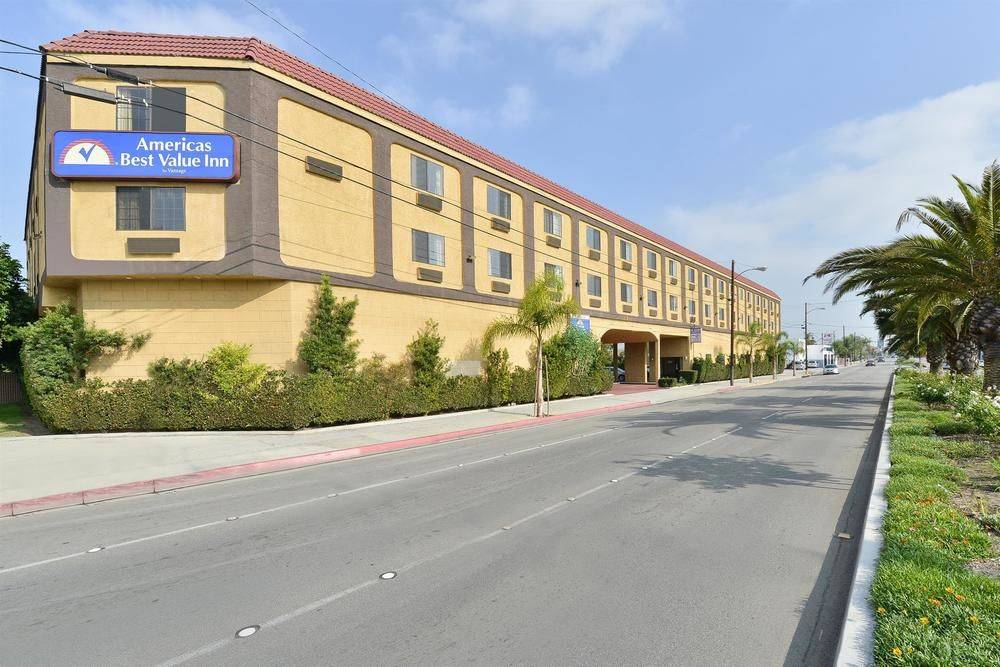 AMERICAS BEST VALUE INN & SUITES LAX 2