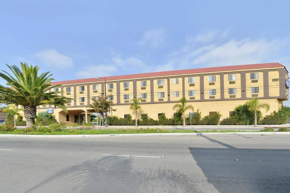 AMERICAS BEST VALUE INN & SUITES LAX 1