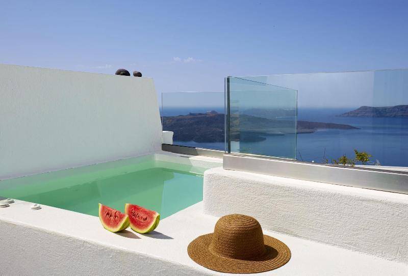CALDERA EDGE SUITES 1