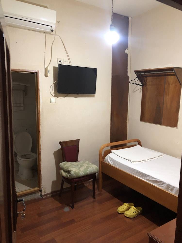 Otel OVA 2