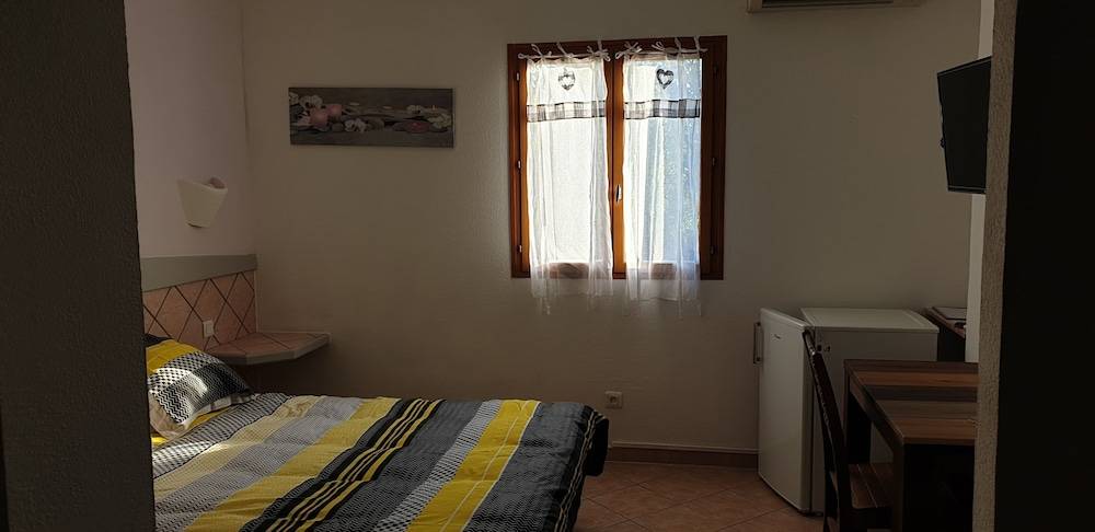 B&B Arghjola 2