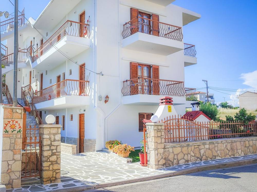 Apartments Eytyxia 1
