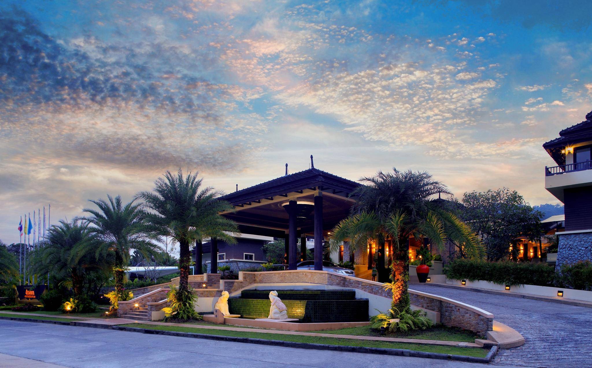 The Sun Club Khao Lak by Katathani 1