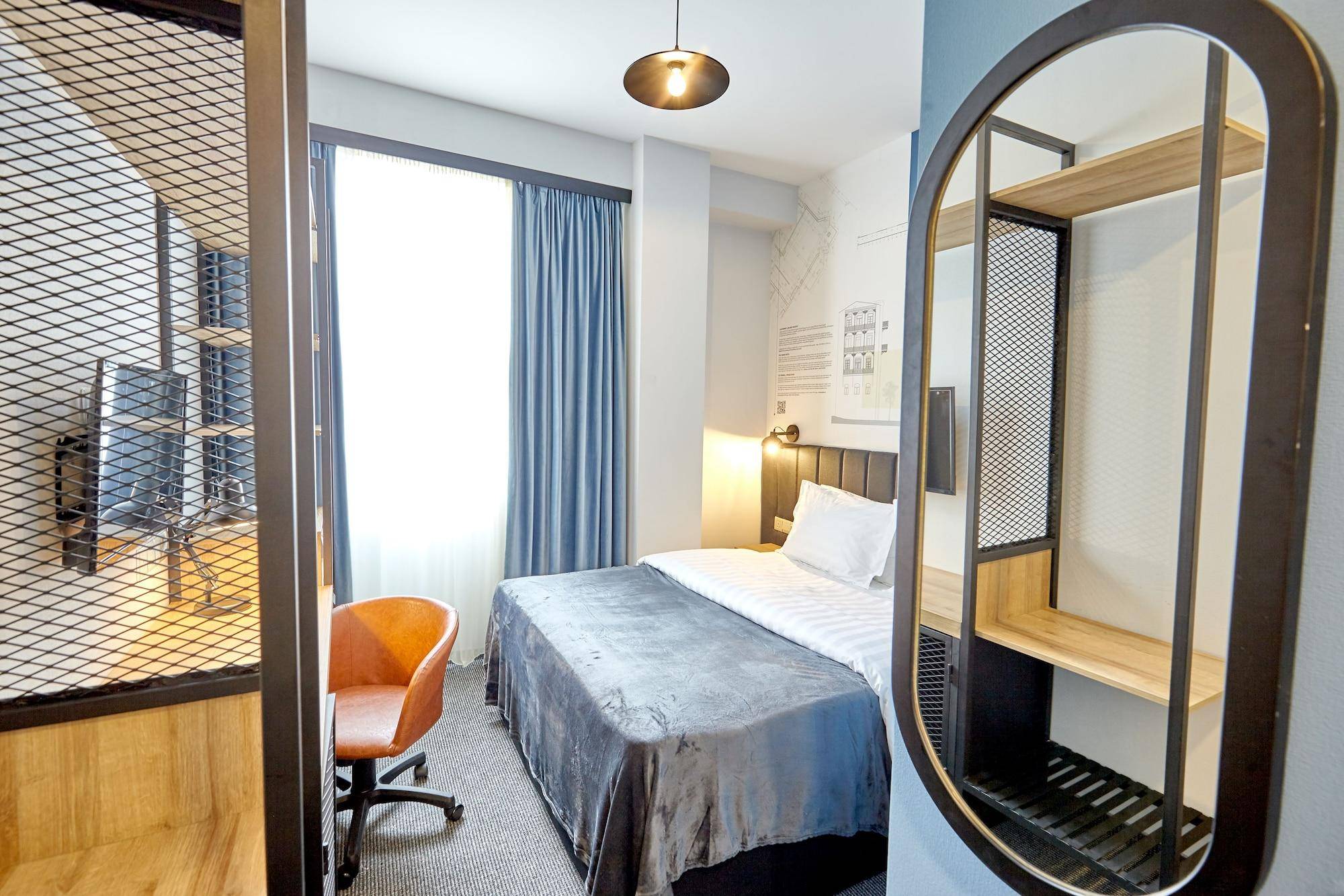 Graphica Tbilisi Hotel 1