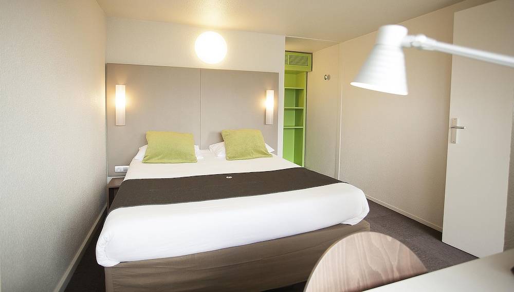 HOTEL CAMPANILE GRASSE - CHATEAUNEUF 1