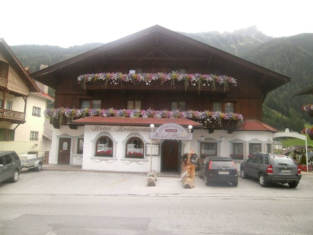 Hotel Garni Pfandl 1