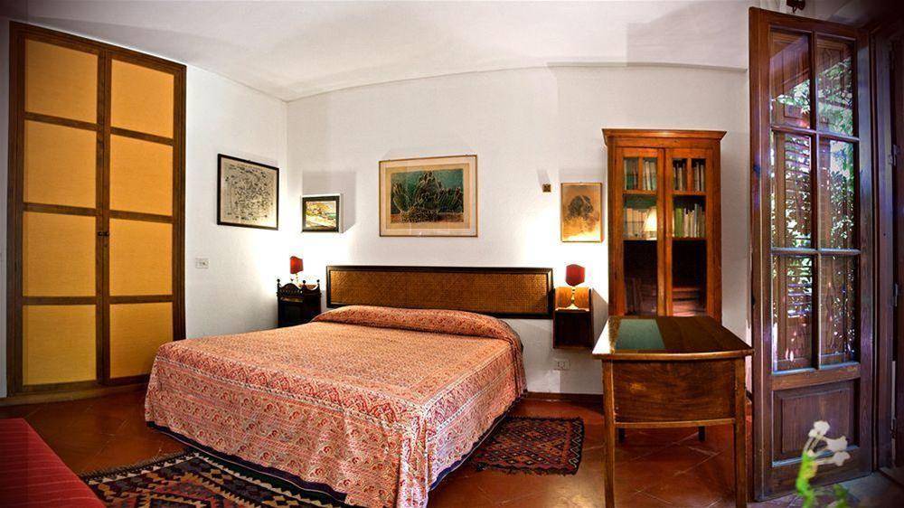 Il Glicine La Piana dei Colli 2