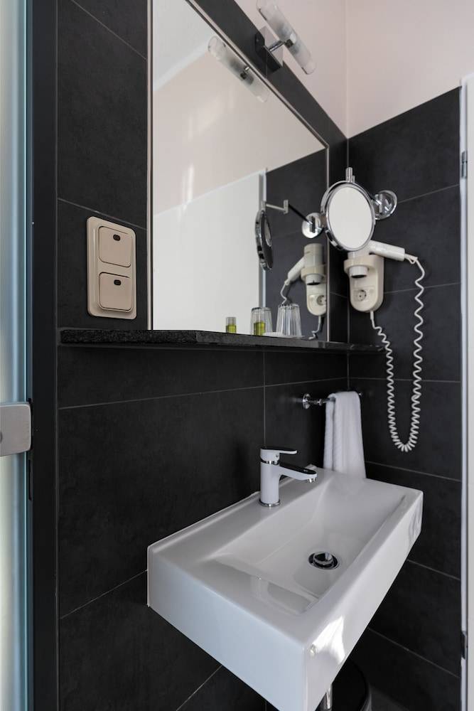 Hotel Garni " Am Domplatz" 2