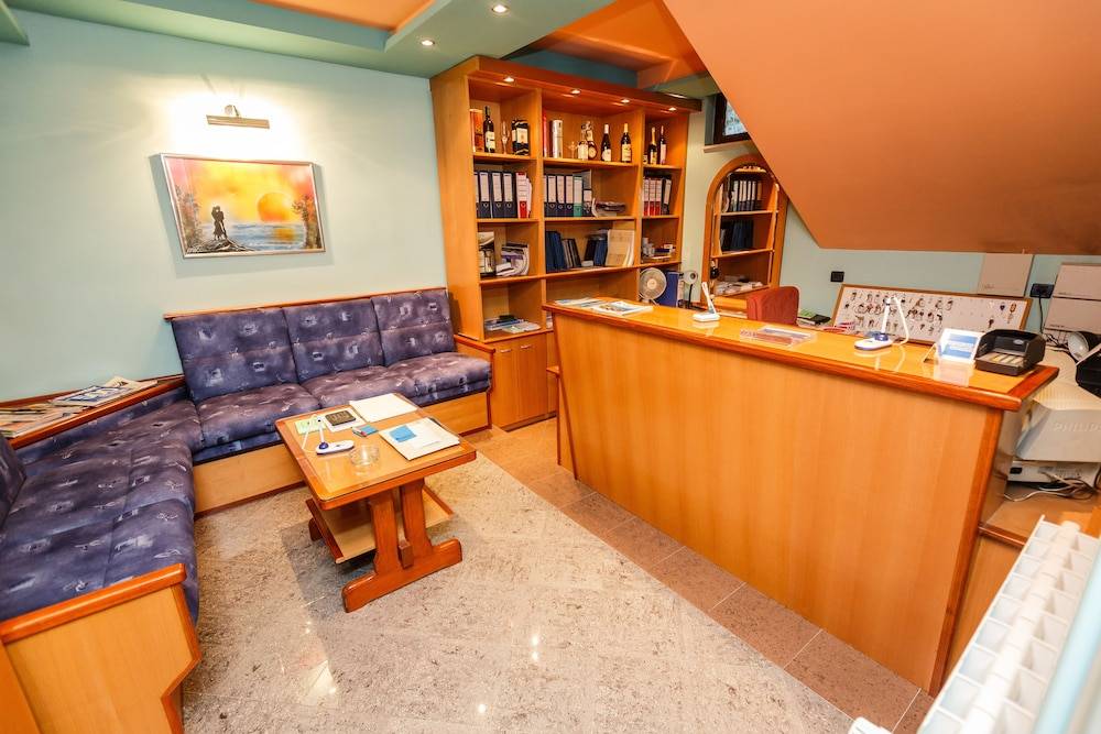 Guesthouse Varnica 2