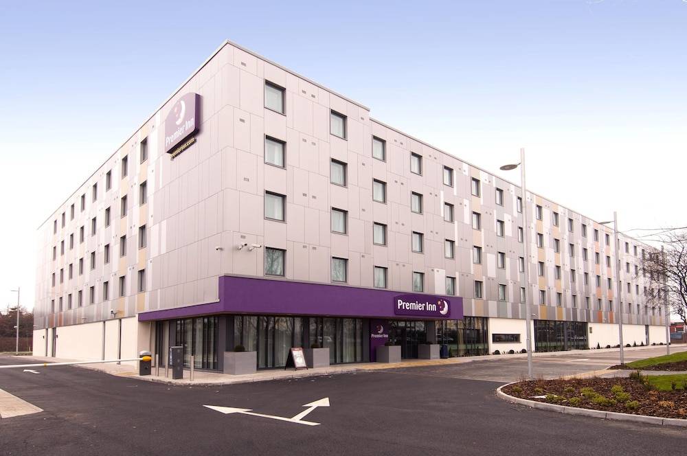 Premier Inn Heathrow Airport Terminal 5 1