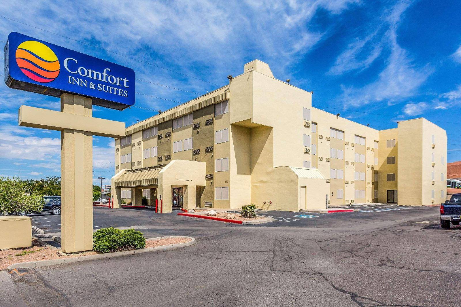 Comfort Inn & Suites Albuquerque Downtown 2
