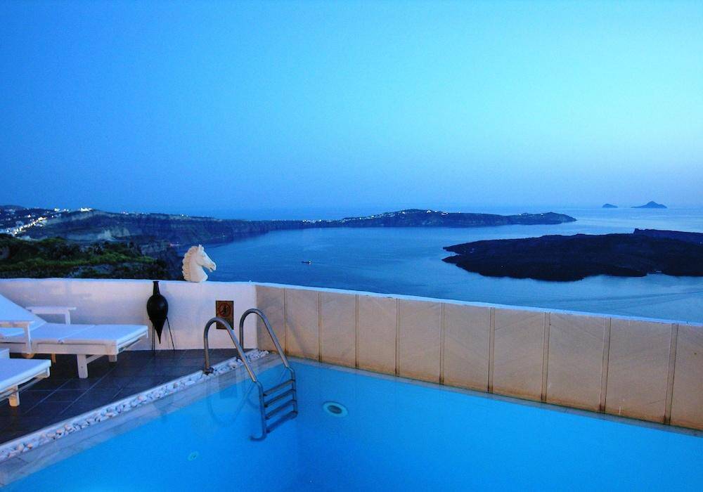 Aeolos Art & Eco Suites Adults Only 2