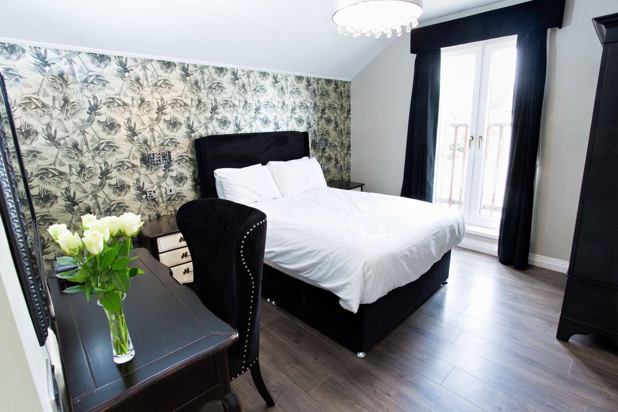 Fenners Hotel 2