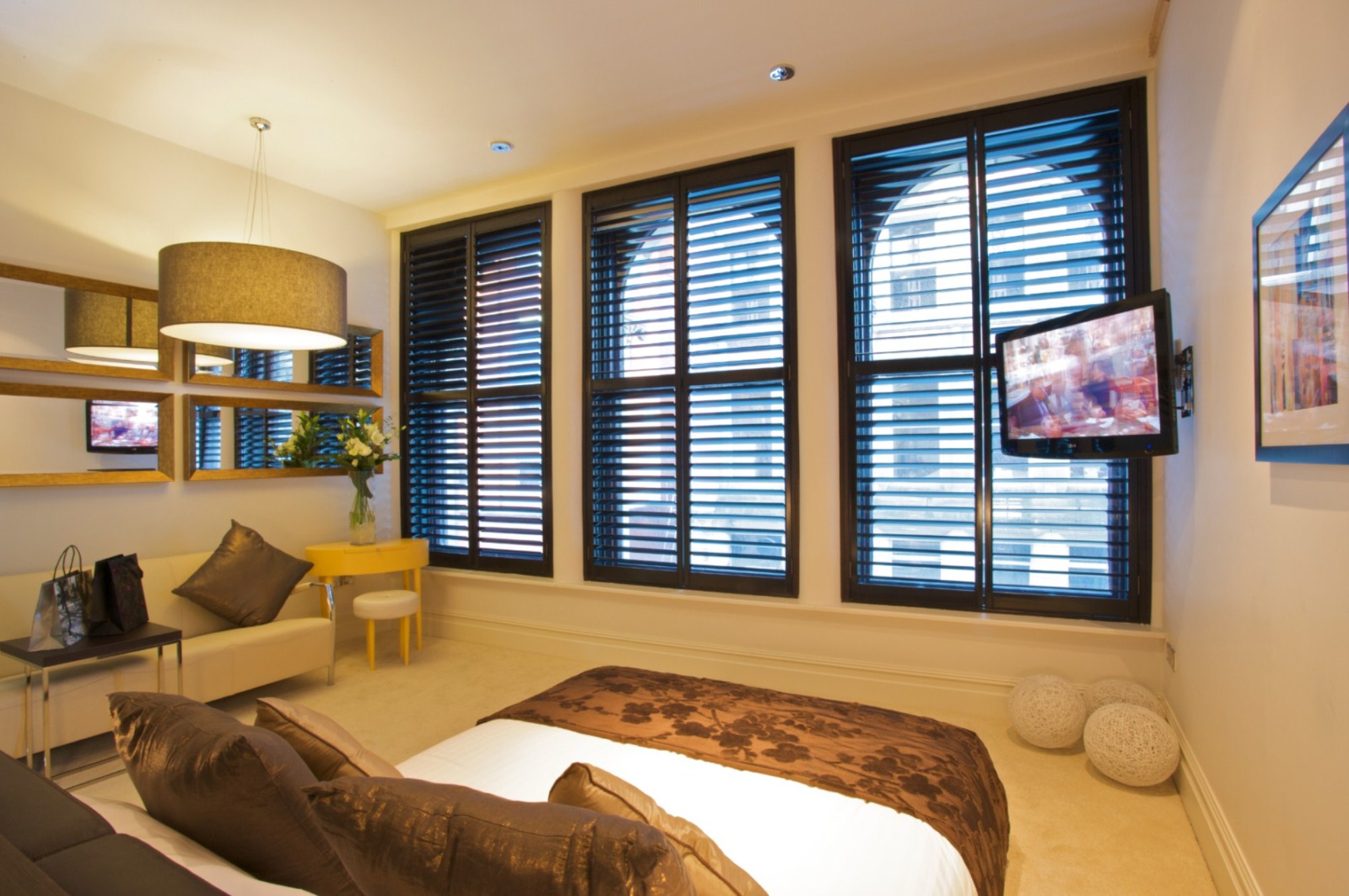 Roomzzz Manchester City 2