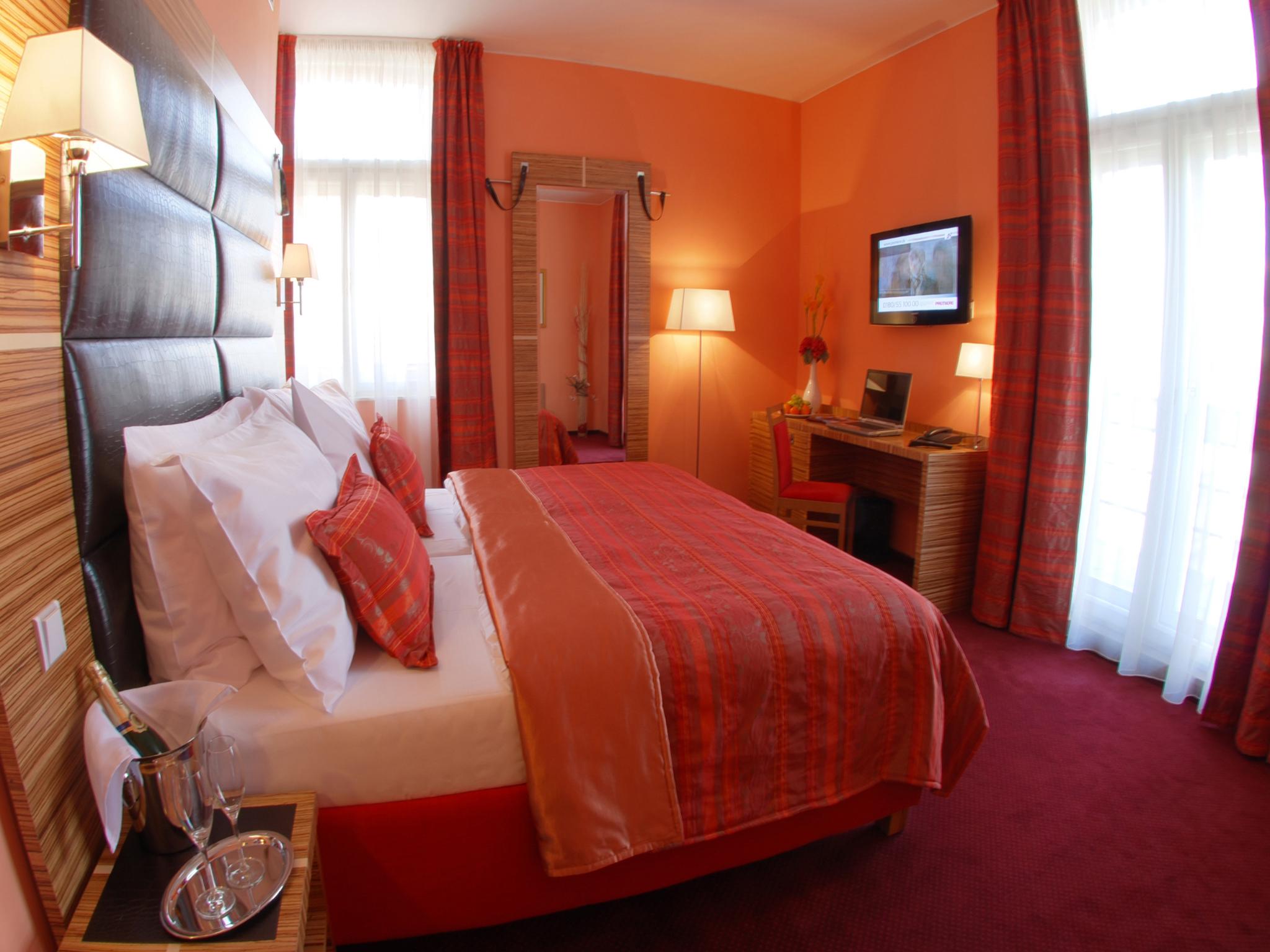 EA Hotel Sonata 1