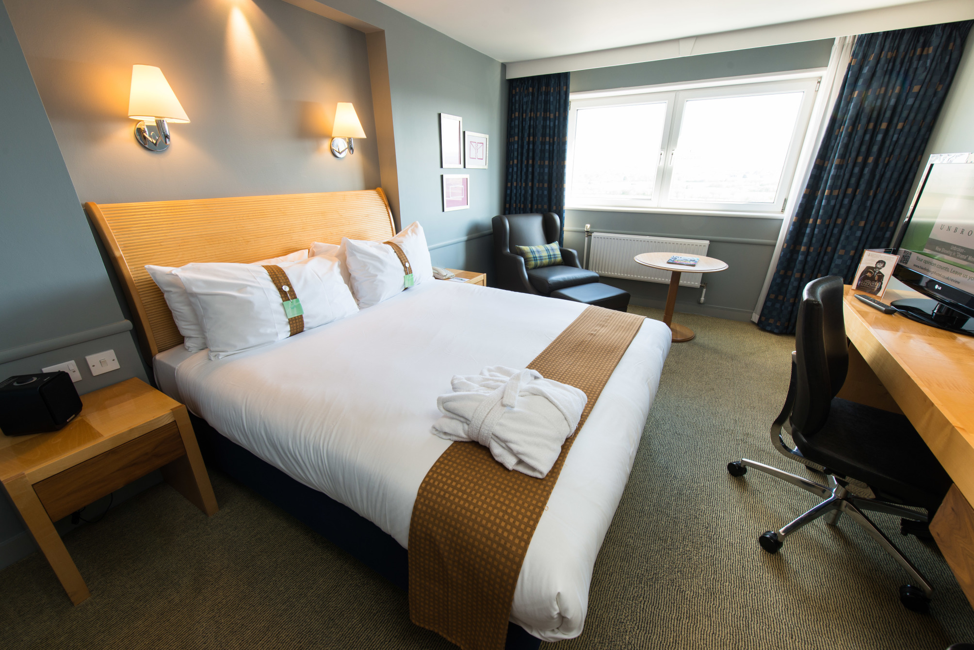 Holiday Inn Edinburgh 1