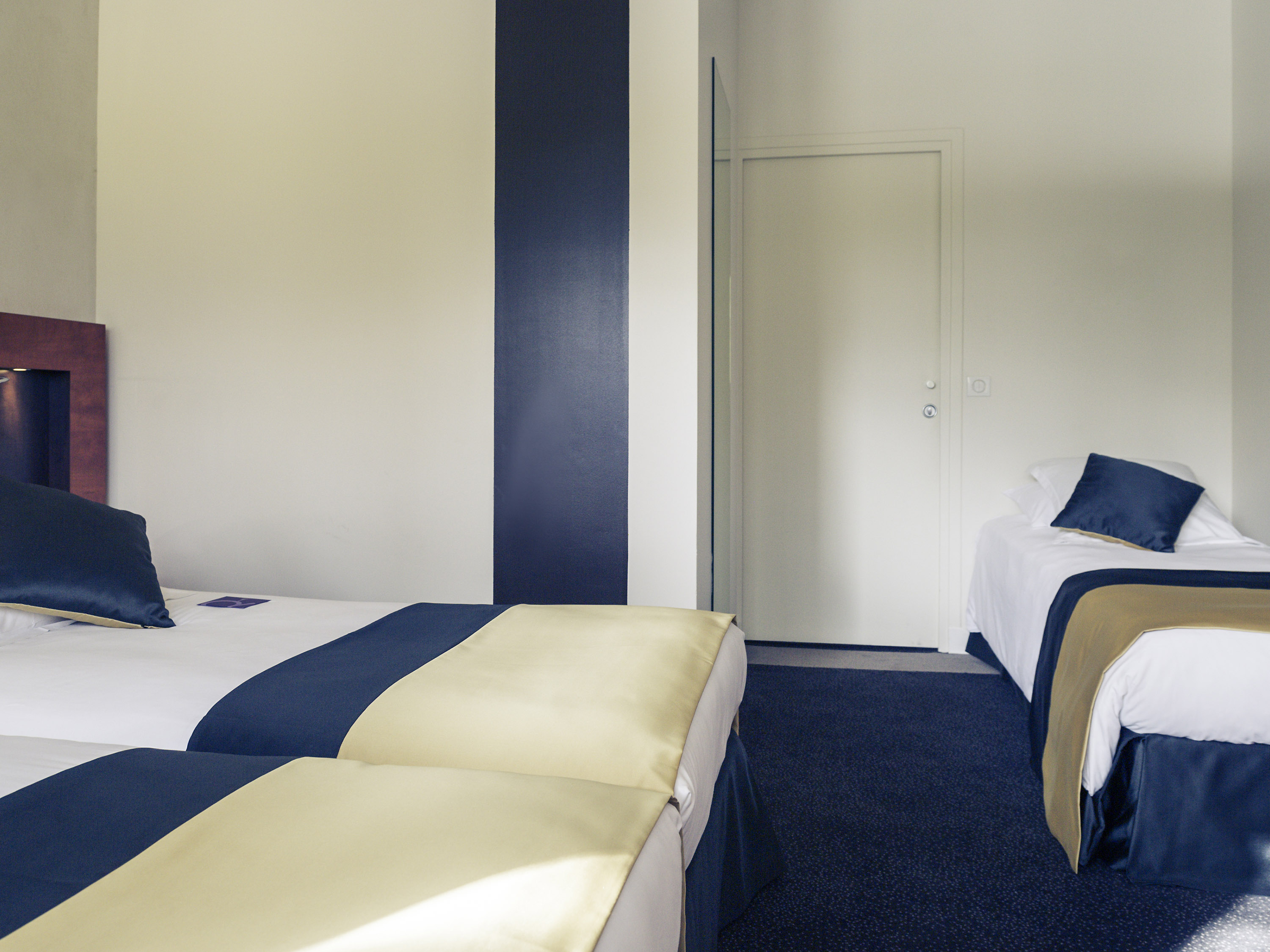 Mercure Maurepas Saint Quentin 1
