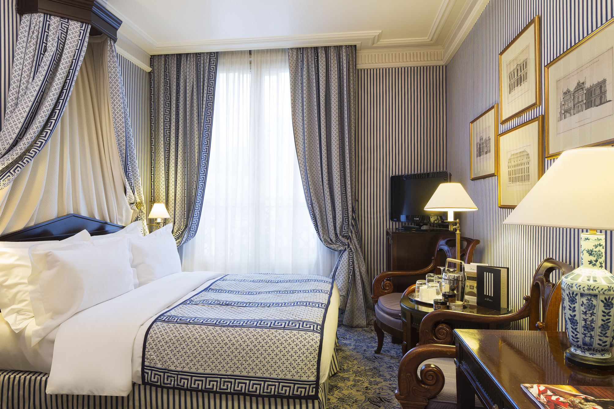 Le Dokhan's Paris Arc de Triomphe, a Tribute Portfolio Hotel 1