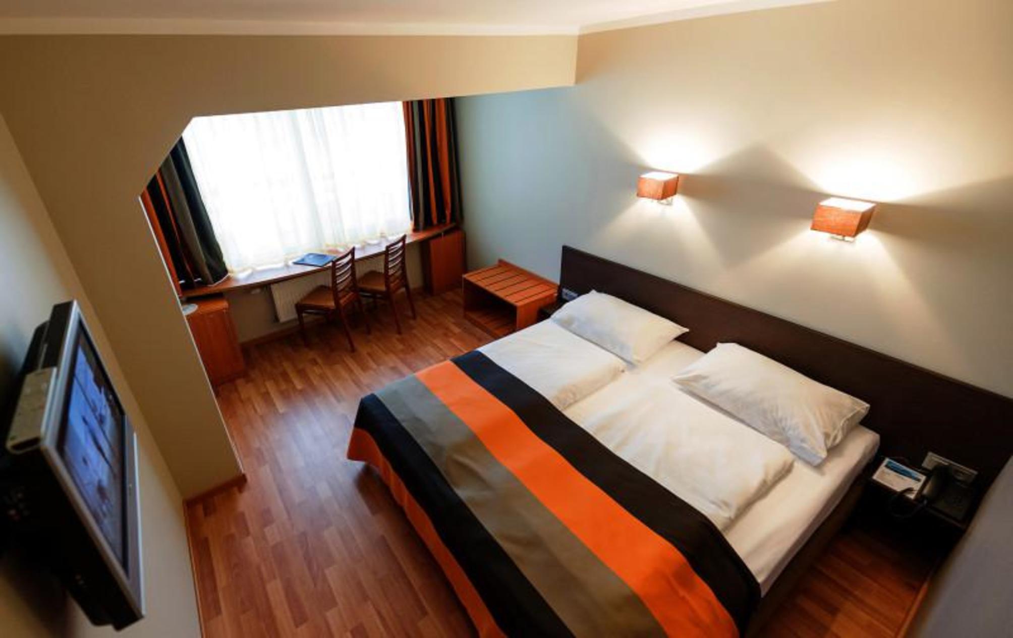 Bellevue Park Hotel Riga with FREE Parking 1