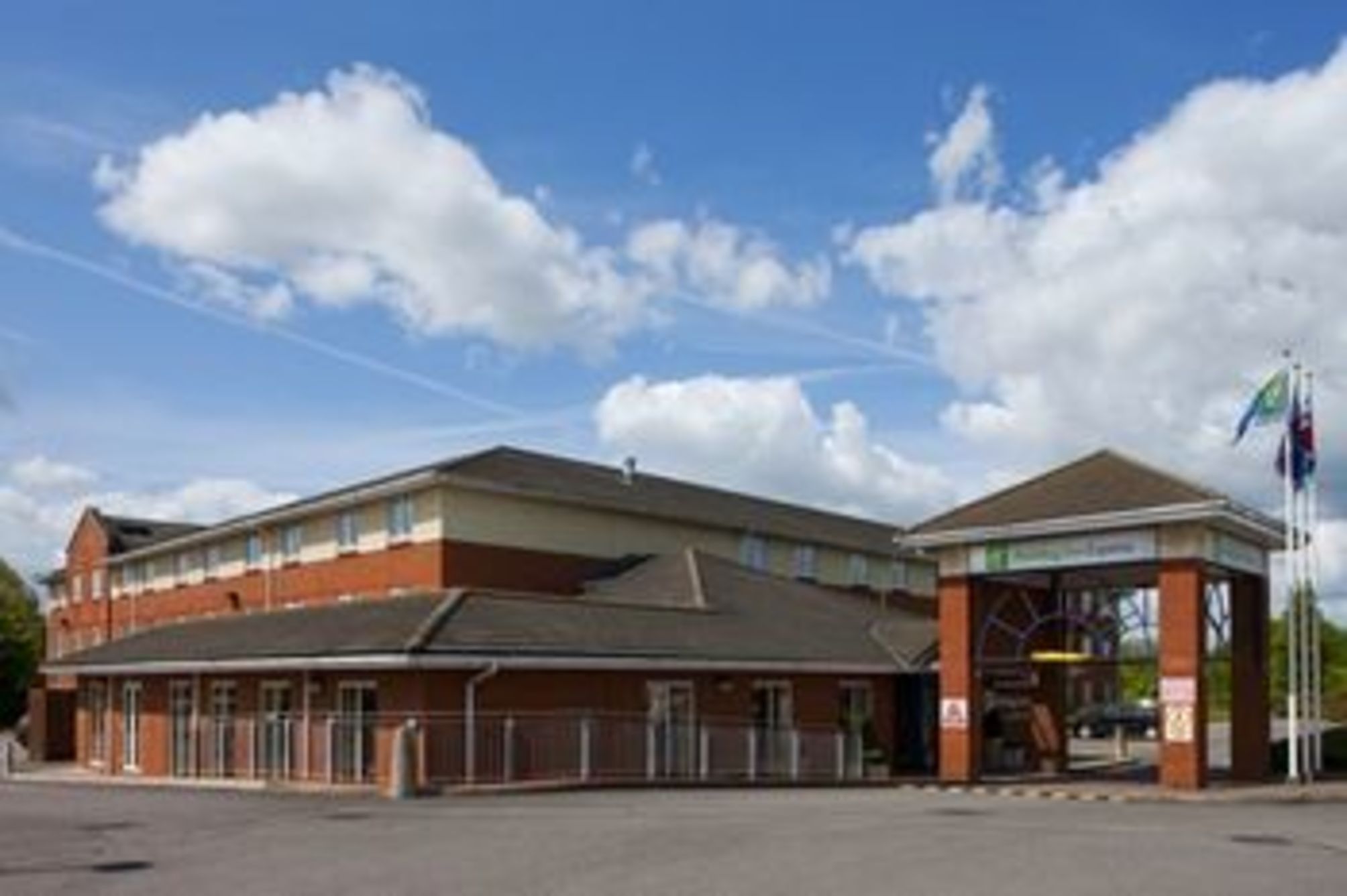 Holiday Inn Express GLOUCESTER - SOUTH by IHG 1