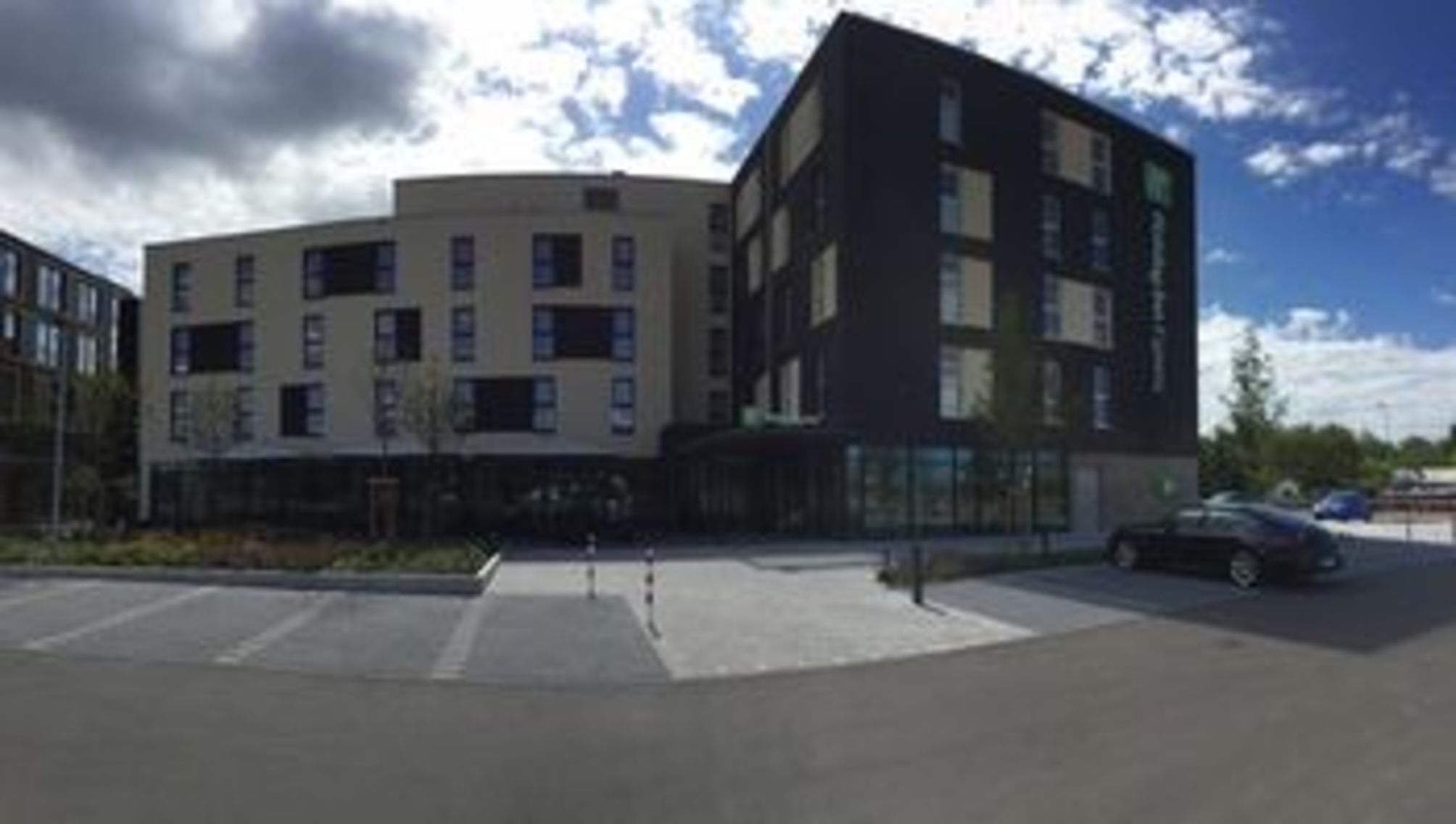 Holiday Inn Express KARLSRUHE - CITY PARK by IHG 2