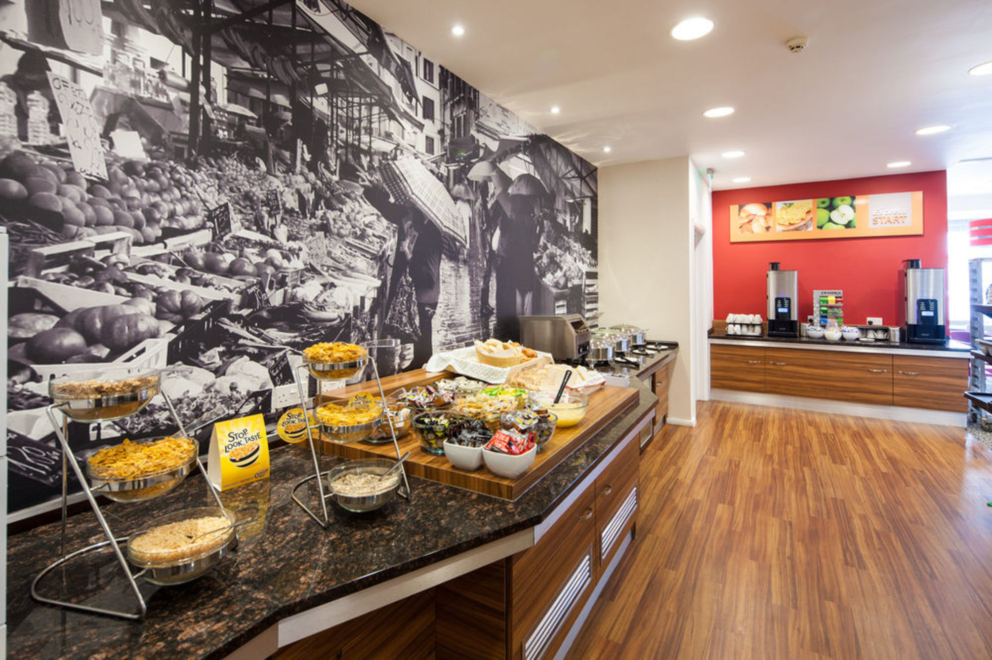 Holiday Inn Express LEICESTER CITY by IHG 1