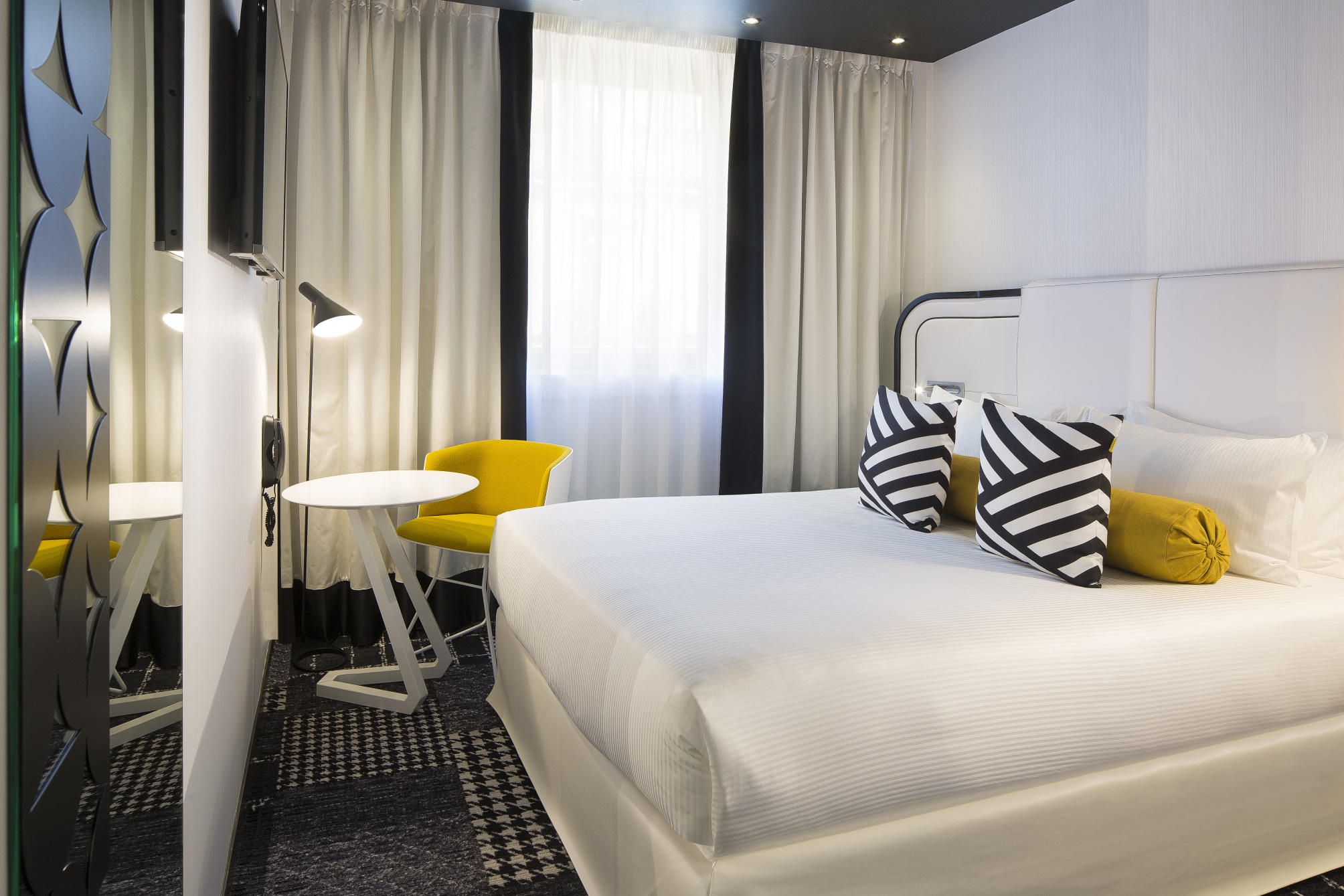 Hotel Ekta Champs Elysées 1