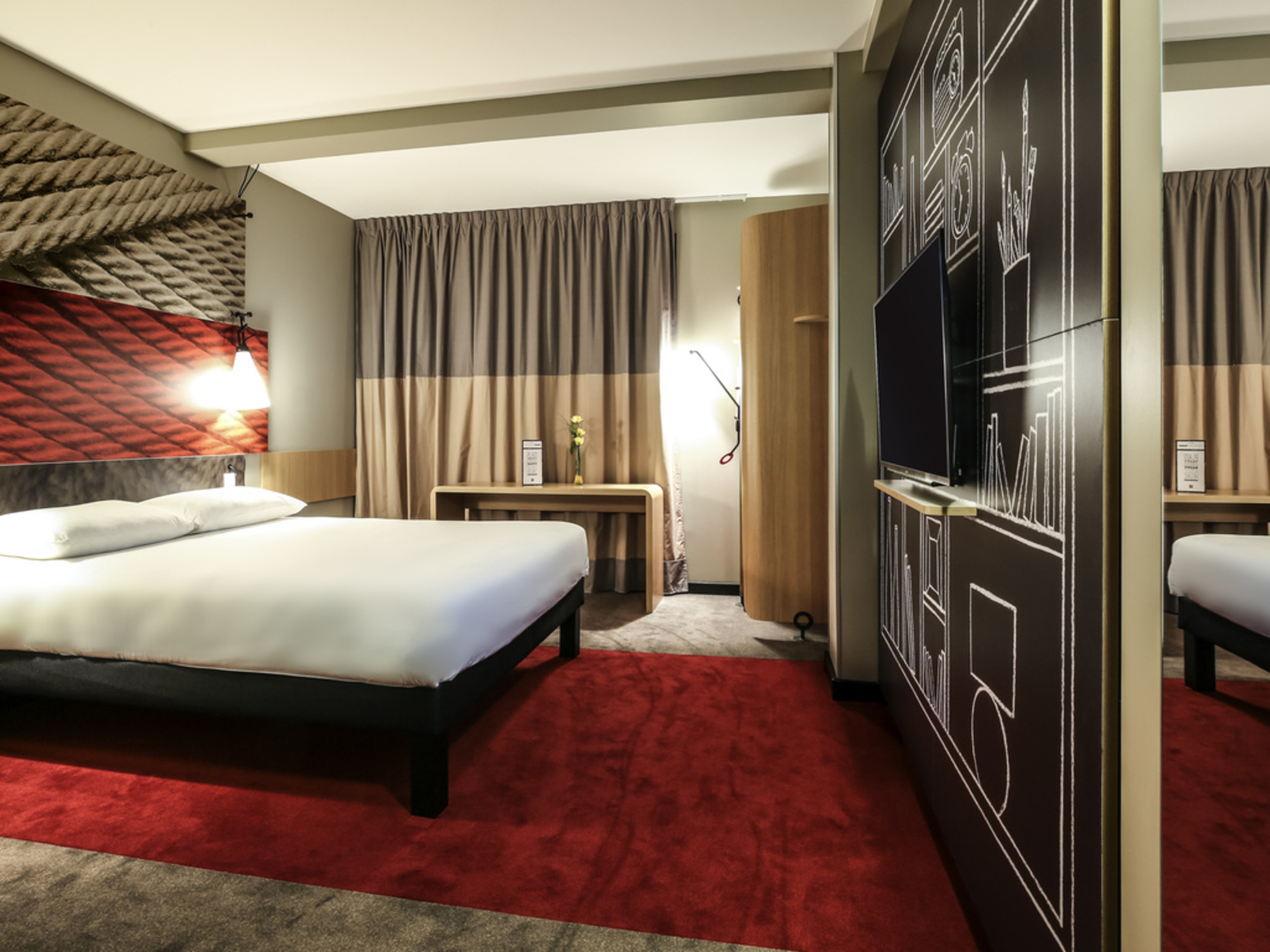 Ibis Niort Est Mendes France 2