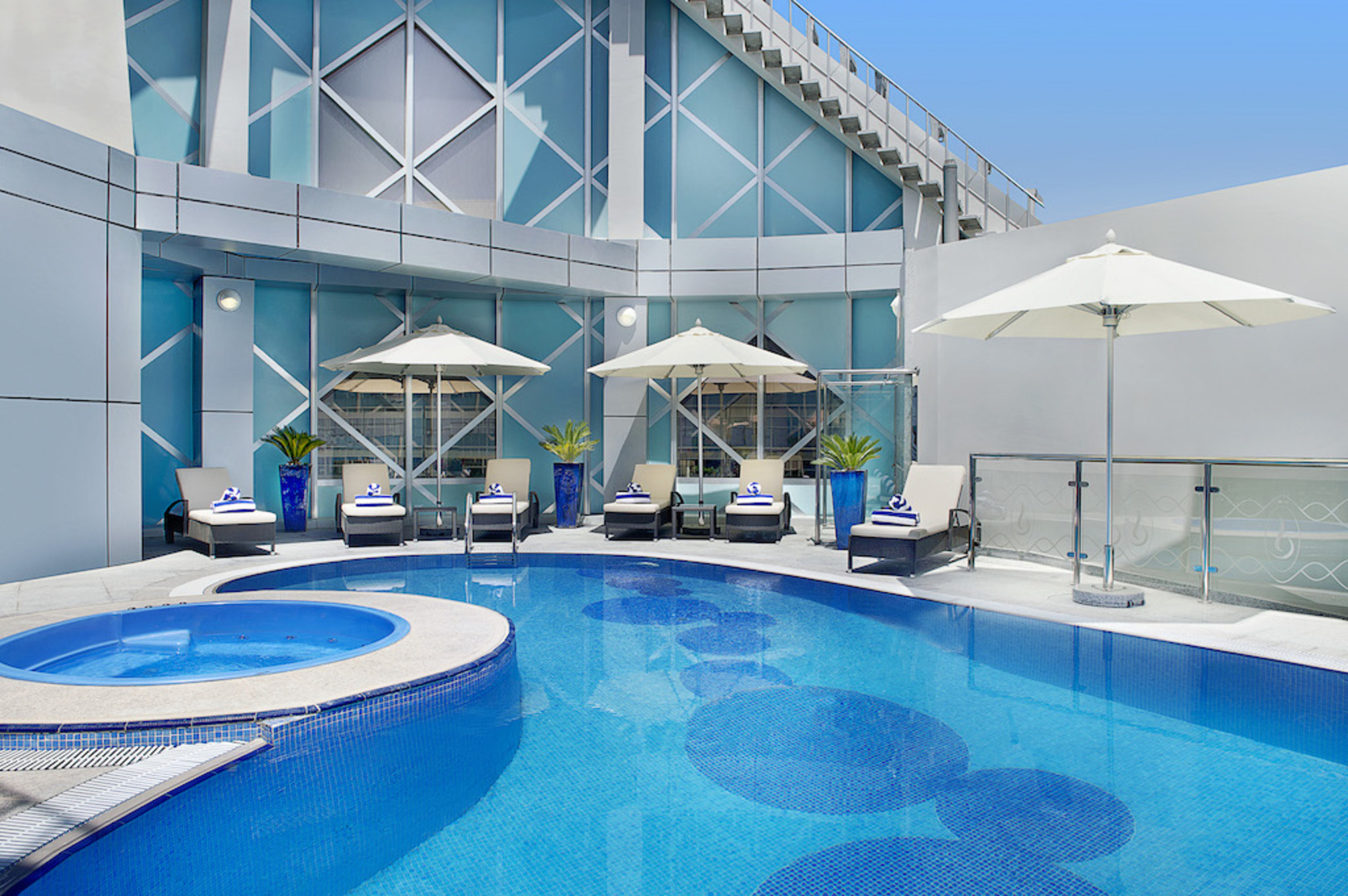 City Seasons Towers Hotel Bur Dubai 2