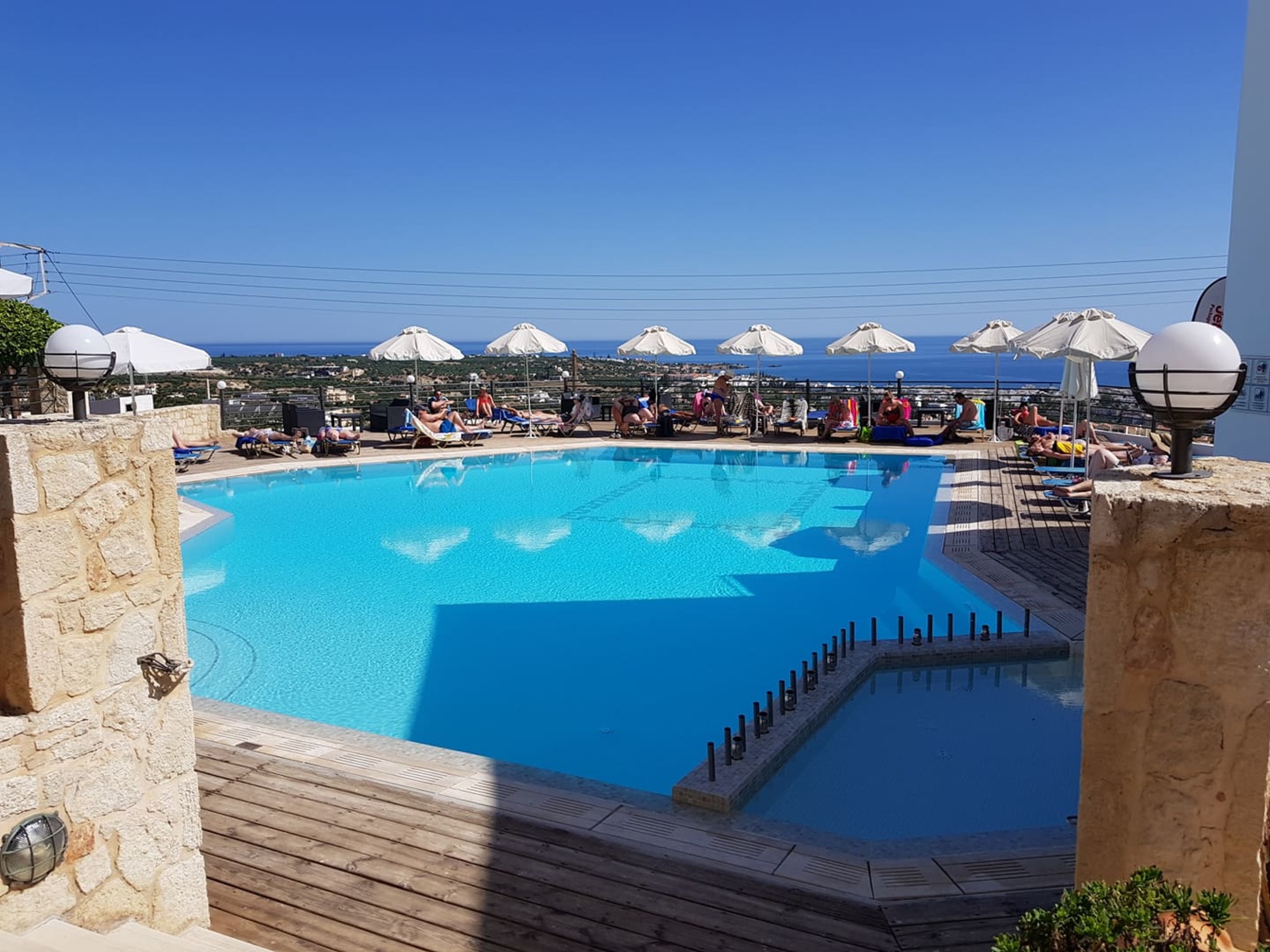 Amazones Village Suites 1