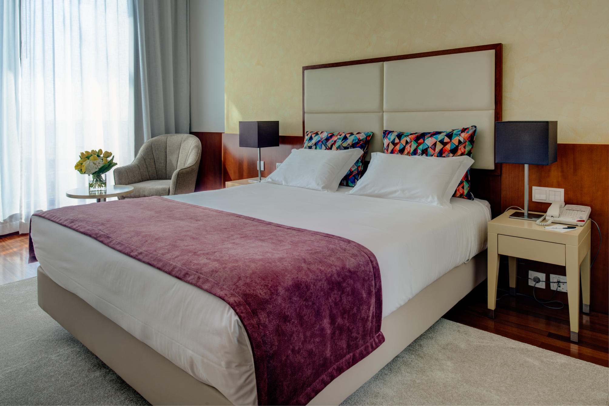 VIP Executive Arts Hotel 1
