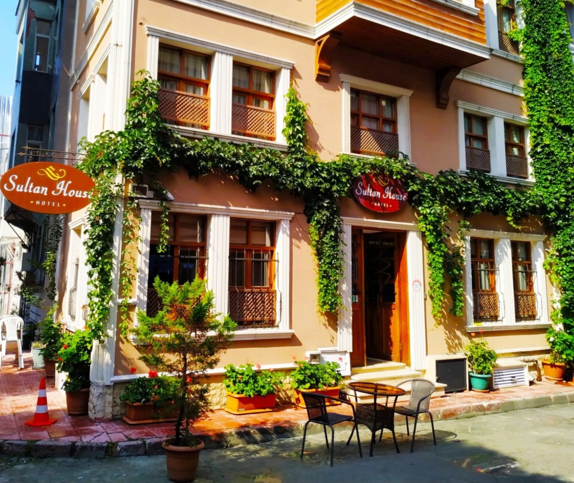 Sultan House 1