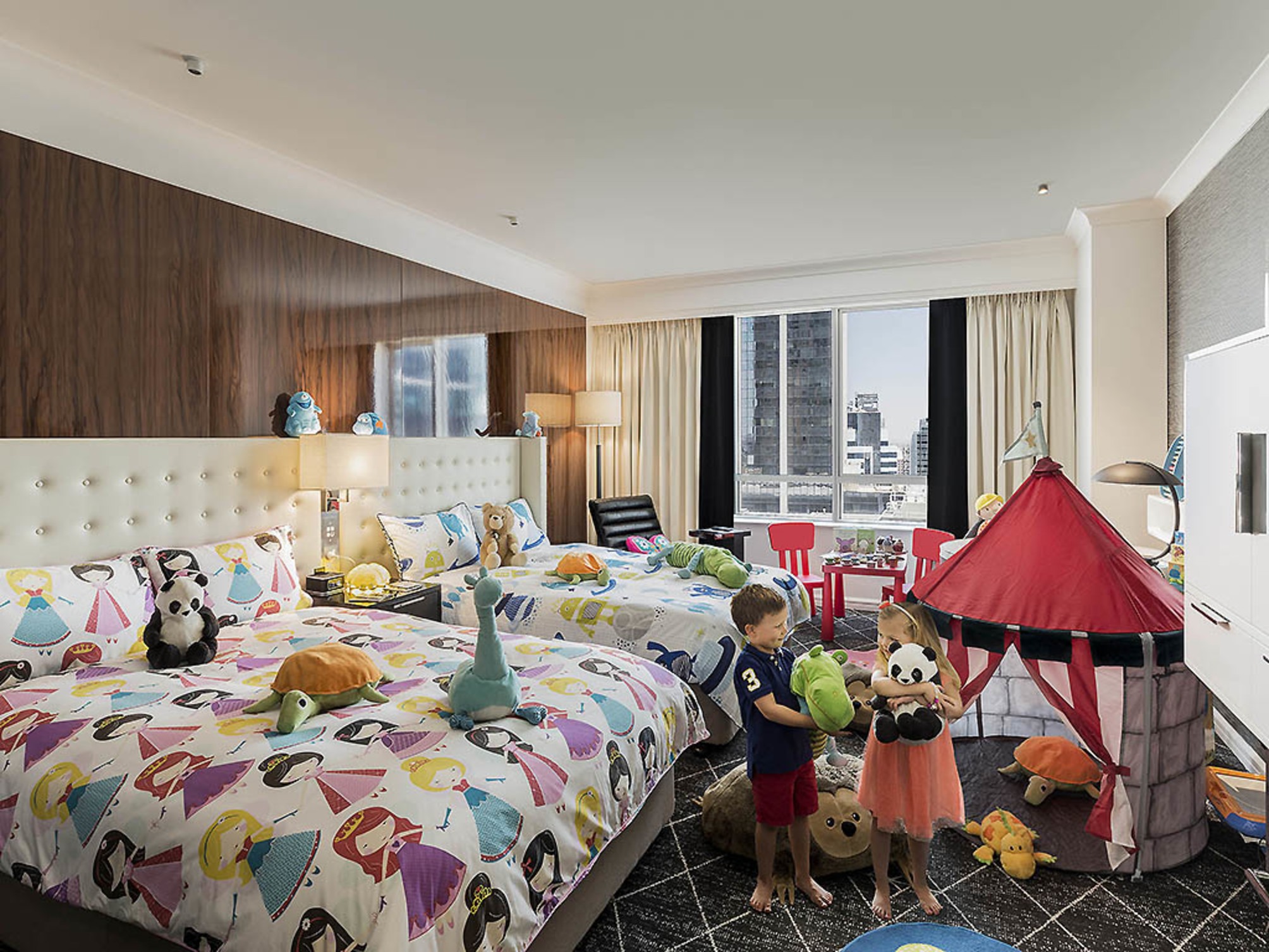 Swissotel Sydney 2