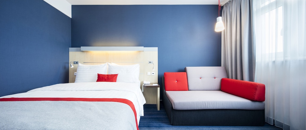 Queen Bed with Sofa Bed