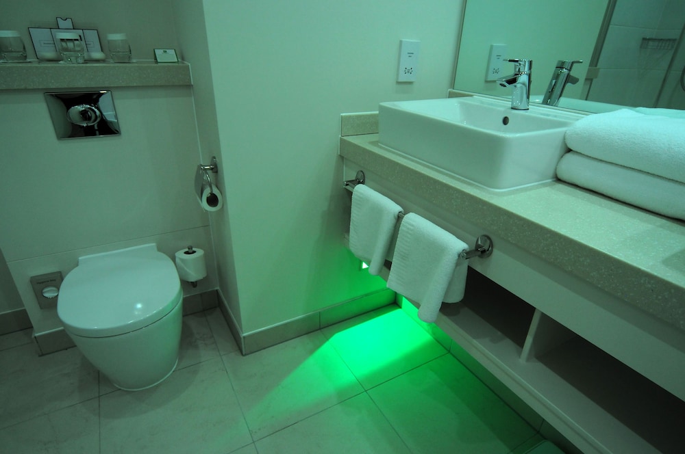 voco WINCHESTER HOTEL & SPA by IHG 2
