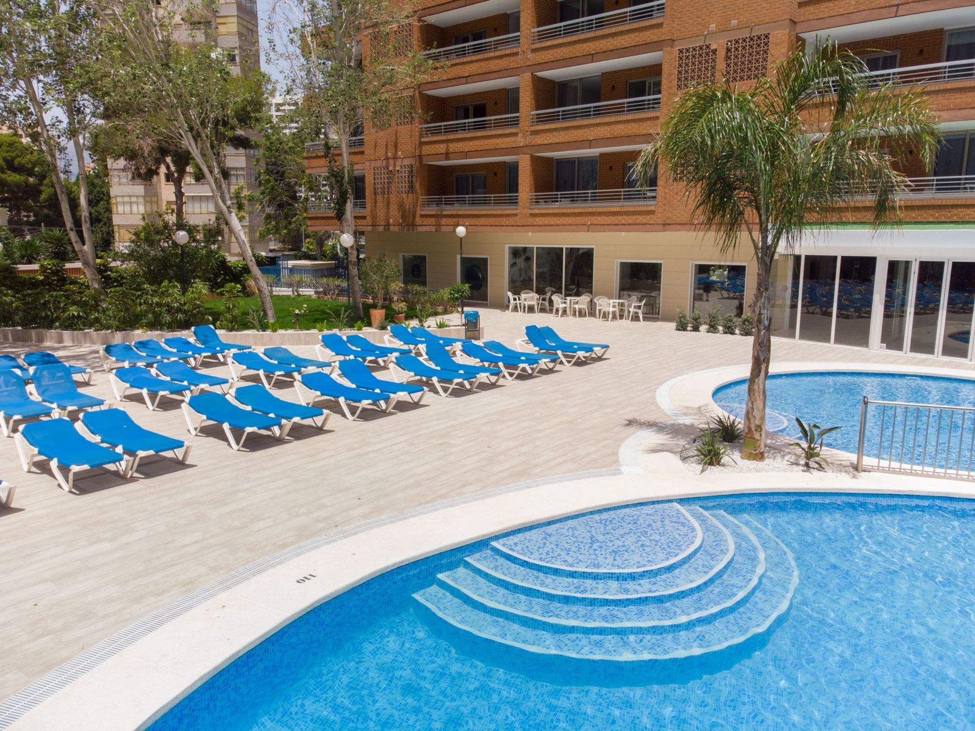 Aparthotel BCL Levante Lux 1