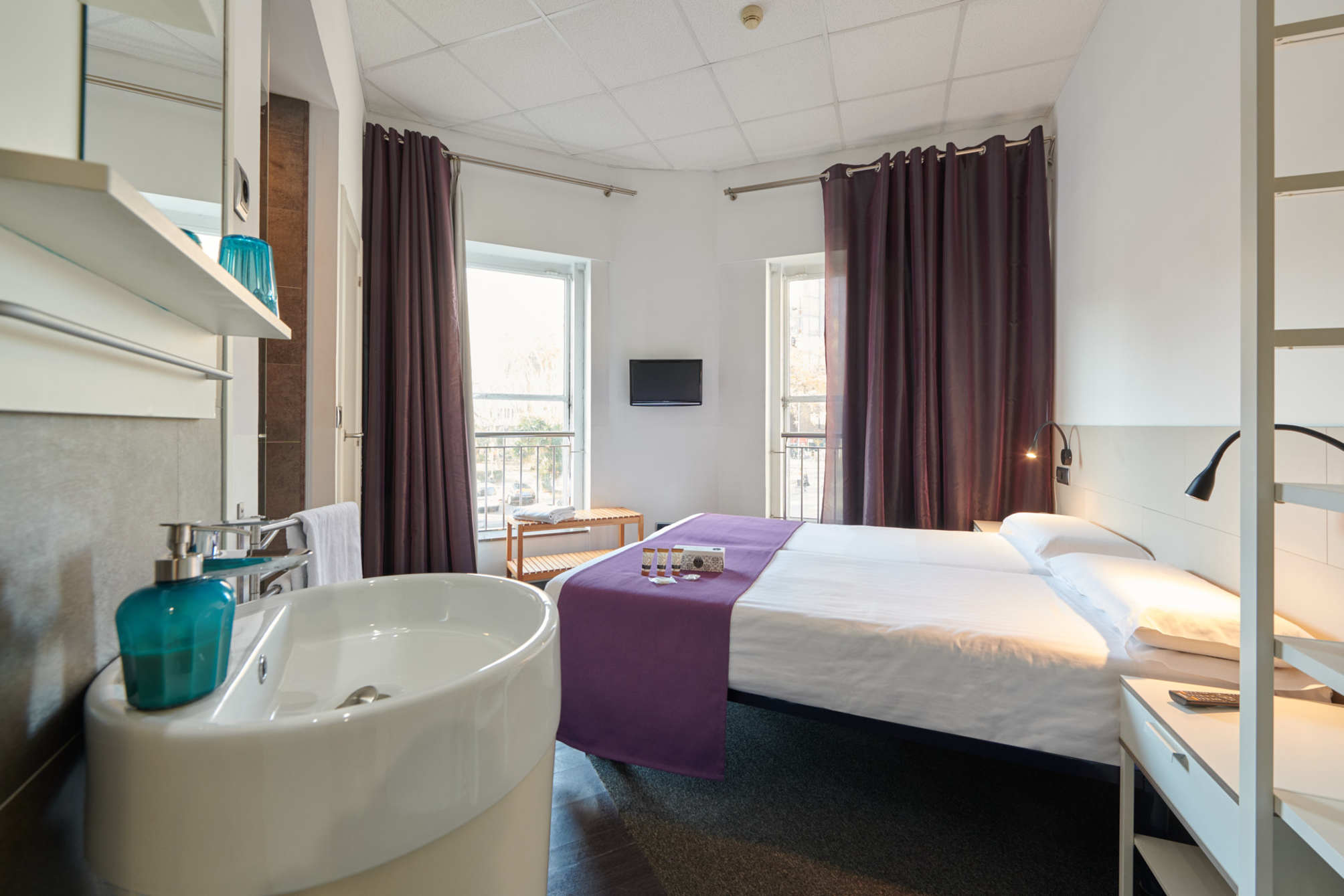 Hostal Mayerling Centro 1