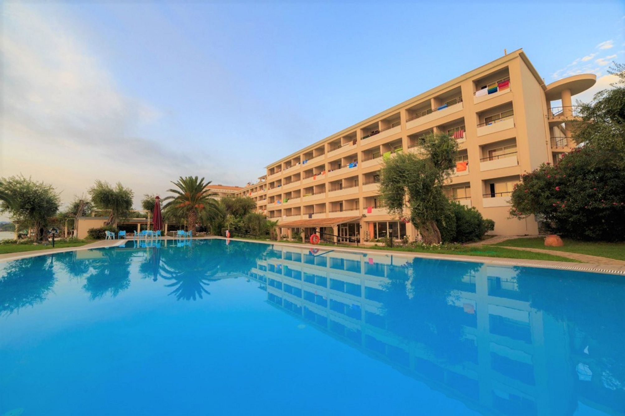 Elea Beach Hotel 1