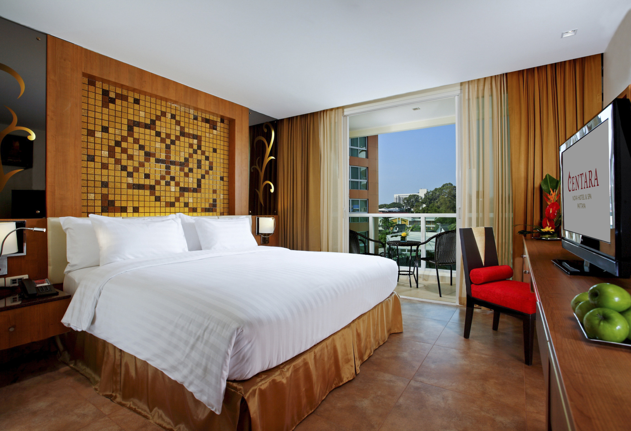 Centara Nova Hotel Pattaya 1