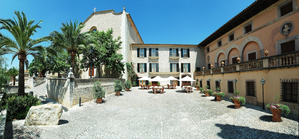 Cas Comte Suites & Spa – Adults Only