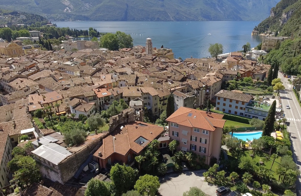 Villa Miravalle – Boutique Hotel
