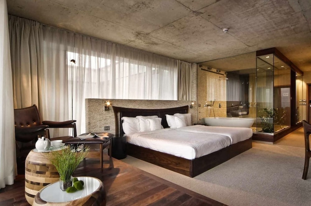 Schwarzmeerküste – Graffit Gallery Design Hotel