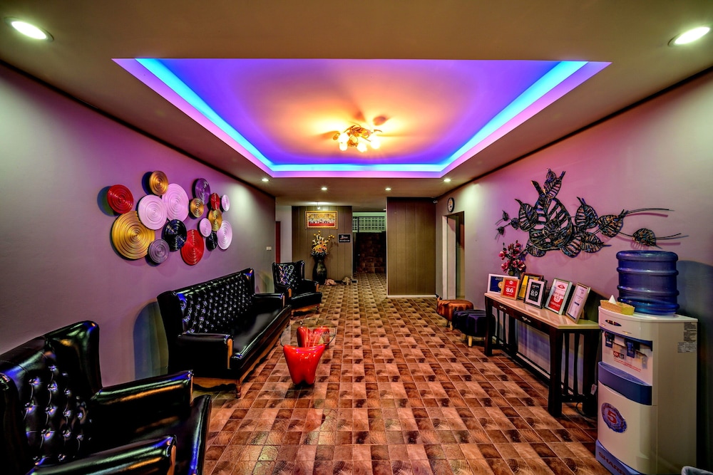 Naiyang Place – Phuket Airport