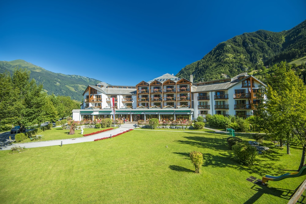 Hotel Das Gastein – ganzjährig inklusive Alpentherme Gastein & Sommersaison inklusive Gasteiner Bergbahnen