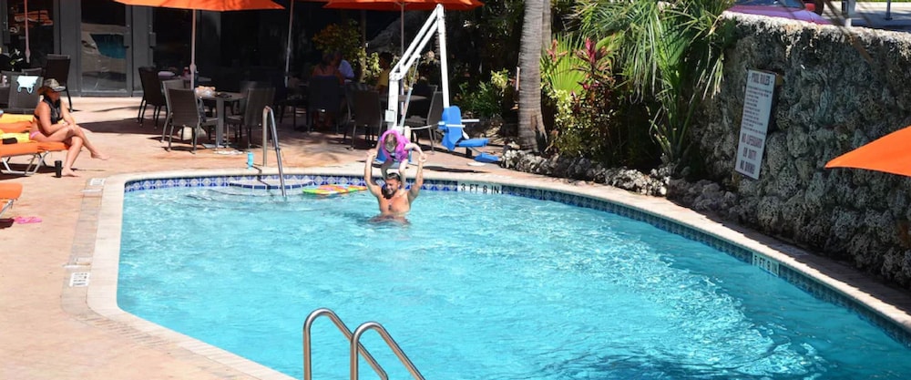 Sea Club Ocean Resort